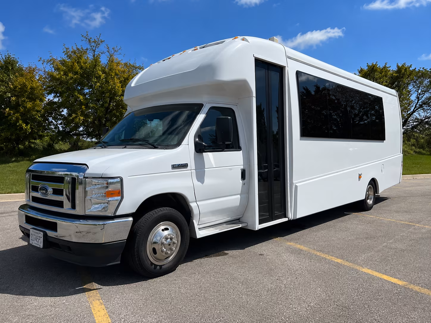 corporate employee airport shuttle service for hesperia businesses