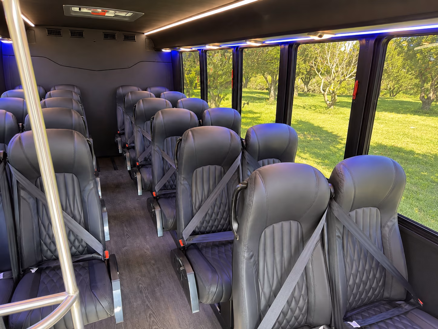 hesperia 18 passenger minibus interior