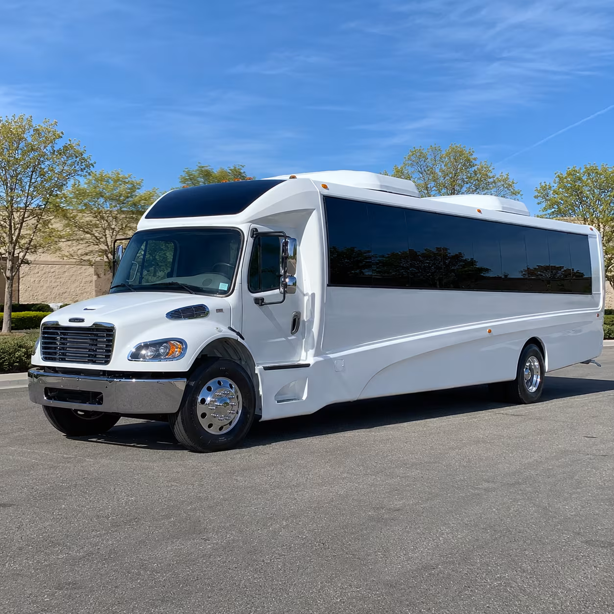 hesperia 20 passenger minibus