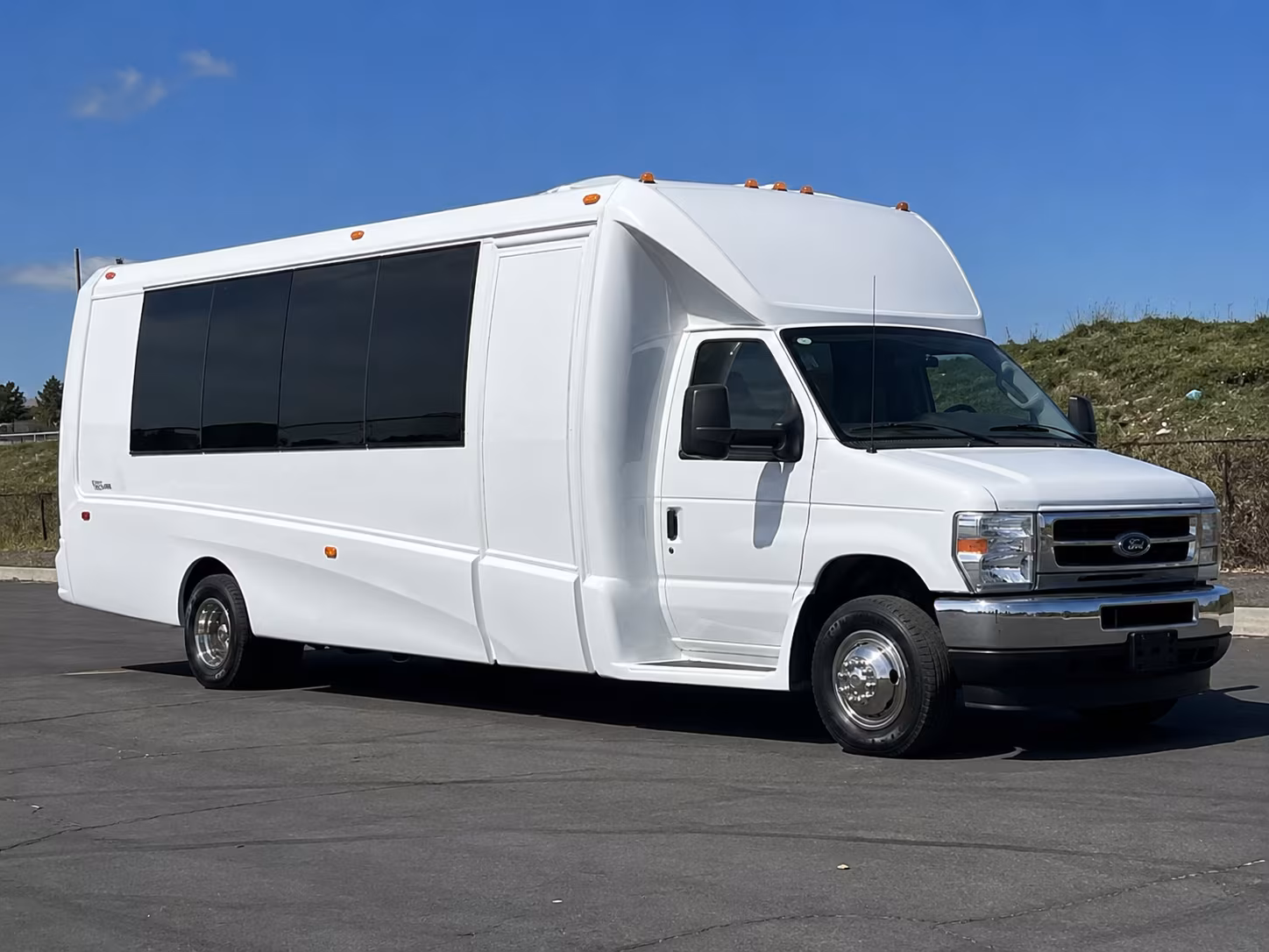 hesperia new years eve party bus rental