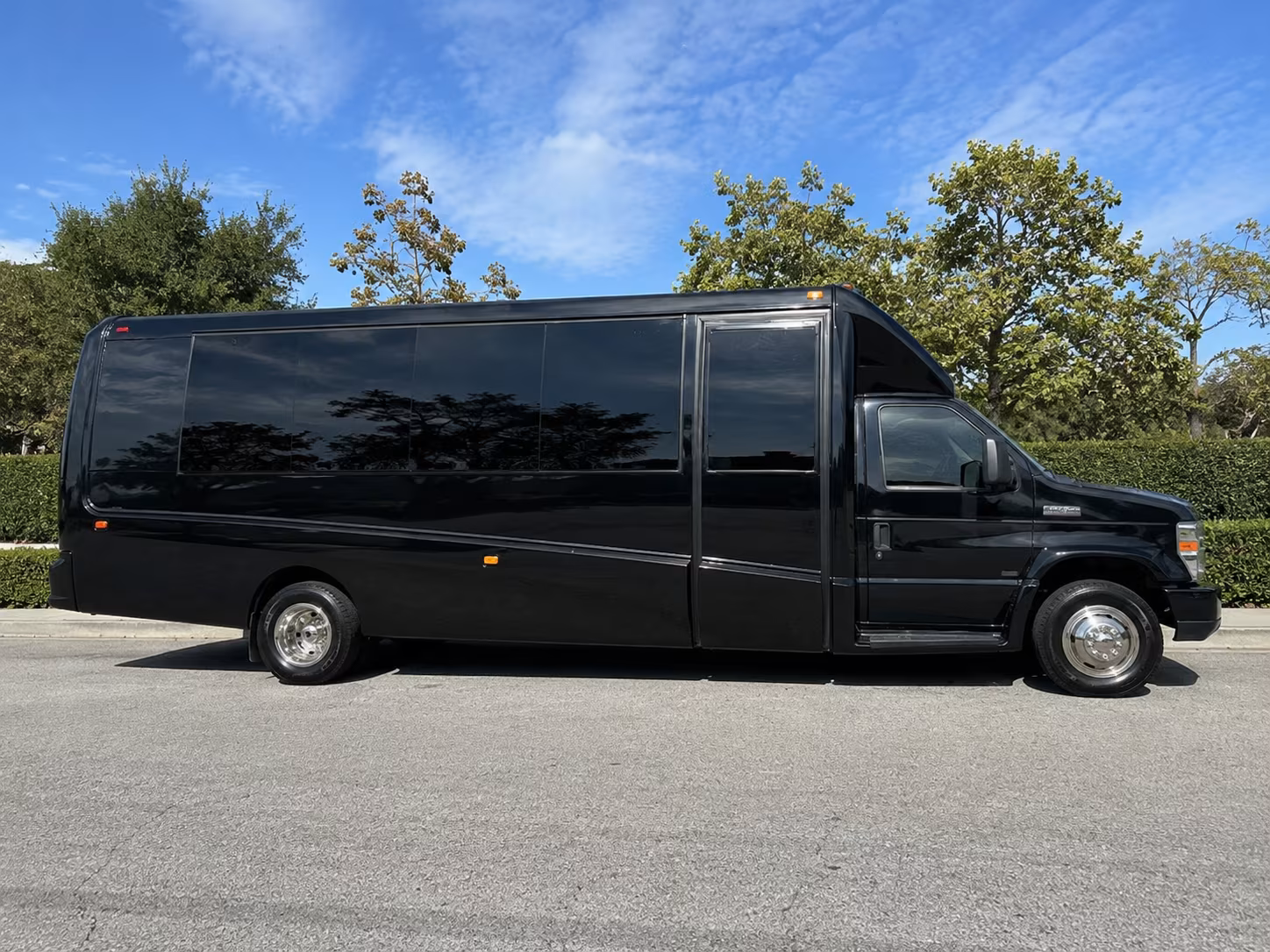 hesperia wine tour transportation onboard seating
