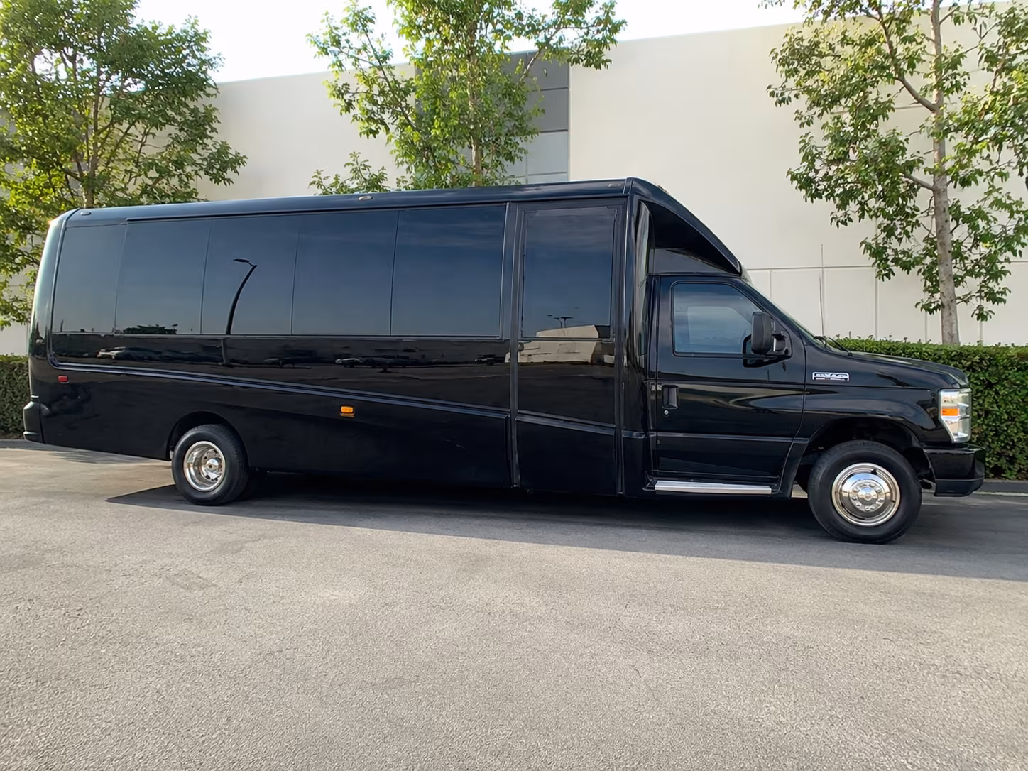 reserve transportation for your next corporate event 5